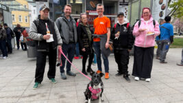 Lohnerhöhung gespendet: MFG lädt Bedürftige zum Essen ein